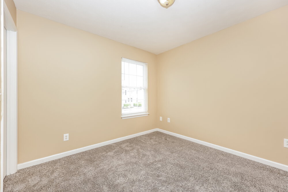 Building Photo - 8034 Logan Dr
