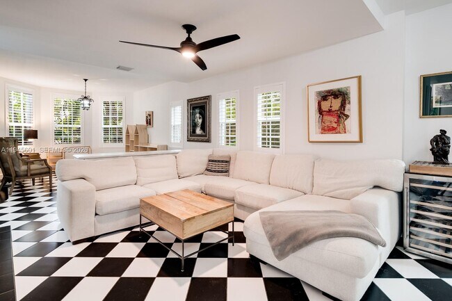 Building Photo - 2952 Peachy St