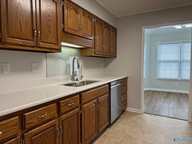 Building Photo - 101 Springfield Ln