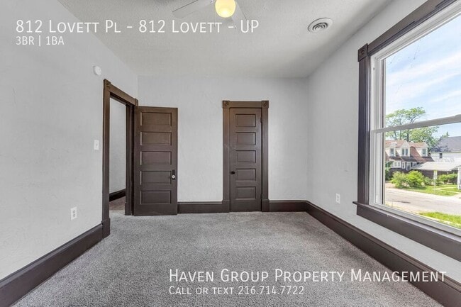 Building Photo - 812 Lovett Pl