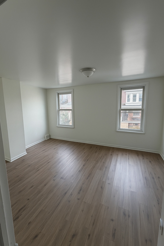 Building Photo - 5011 Jackson St