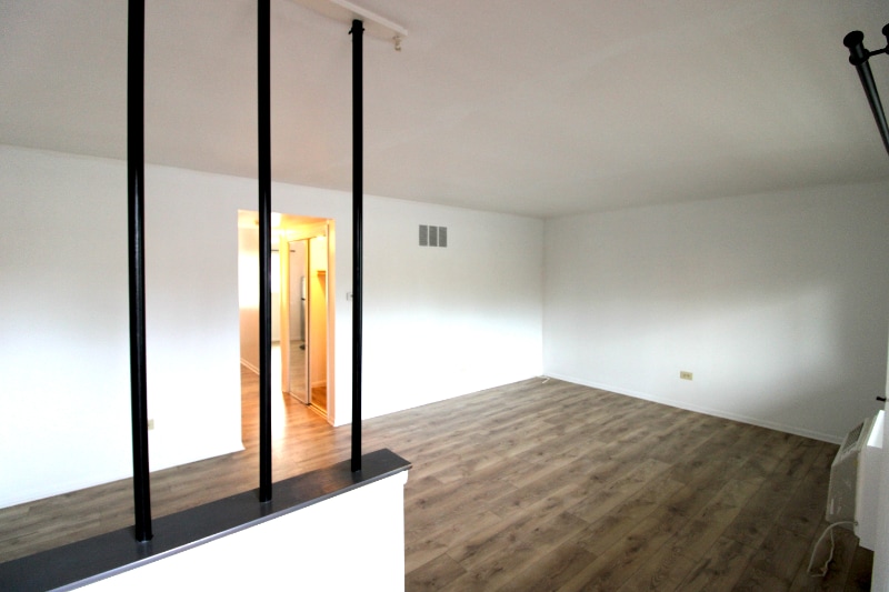 Building Photo - 501 E Prospect Ave