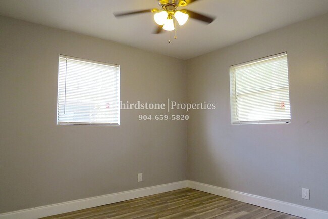 Building Photo - 9021 Castle Blvd