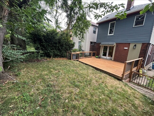 Building Photo - Cozy 2 bedroom in Squirrel Hill