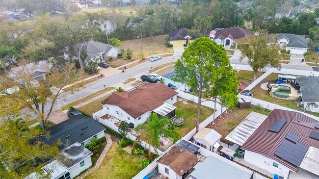 Building Photo - 15204 Monet Dr