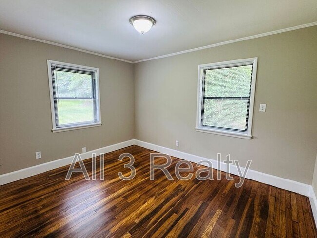 Building Photo - 957 Parkwood Ct