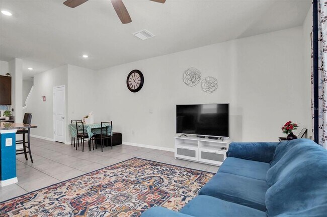 Building Photo - 2917 Suncoast Plains Dr