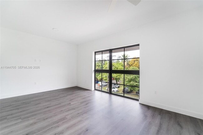 Building Photo - 1165 NW 8th Ave