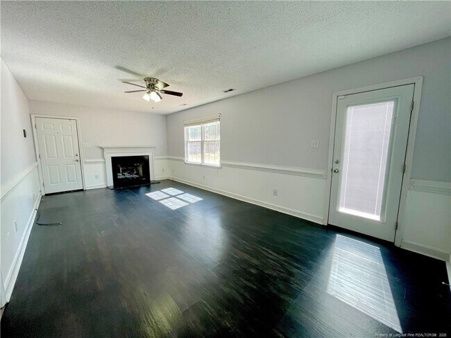 Building Photo - 239 Yorkshire Dr