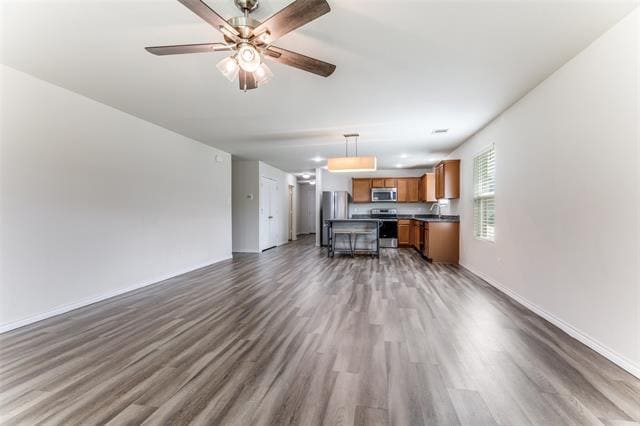 Building Photo - 10013 Amosite Dr