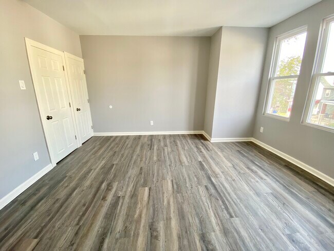 Building Photo - 4753 N 12th St