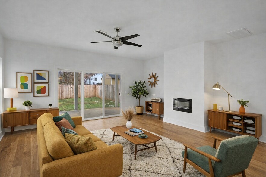 Building Photo - 2140 18th Ave N