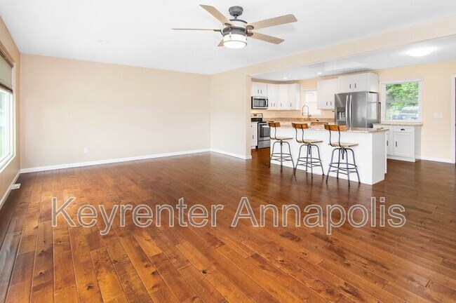 Building Photo - 840 Valentine View