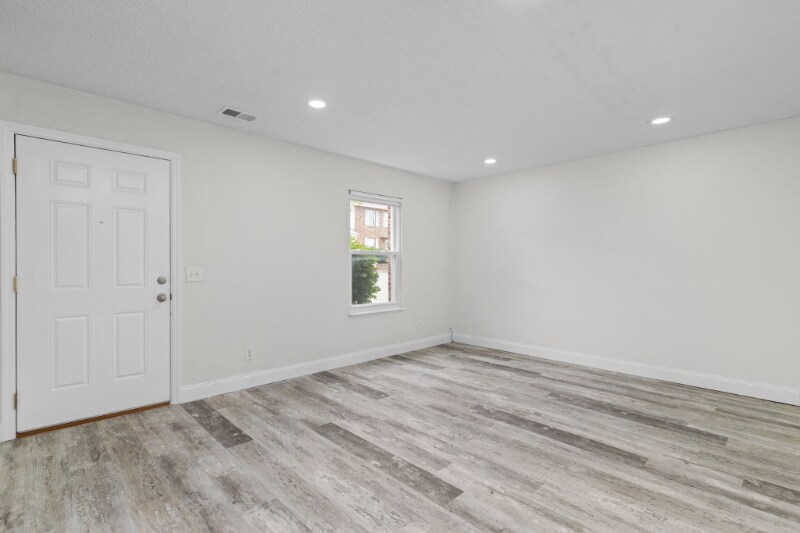 Building Photo - 1328 Sunny Slope Dr