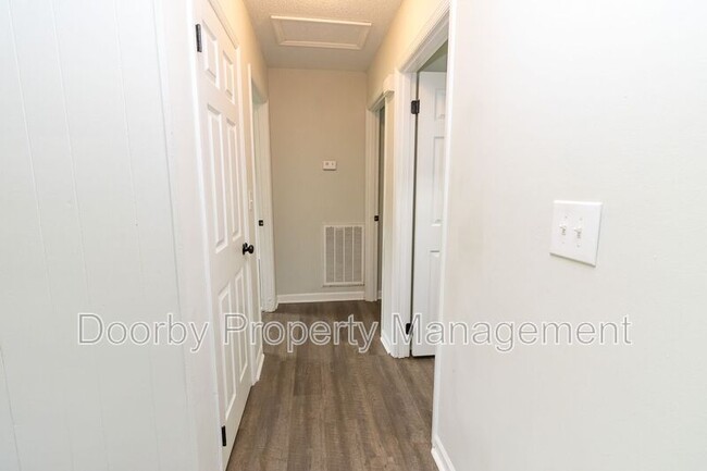Building Photo - 1418 Baggett Rd