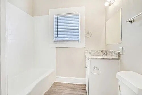 Building Photo - Room in House on Hutchens Rd SE