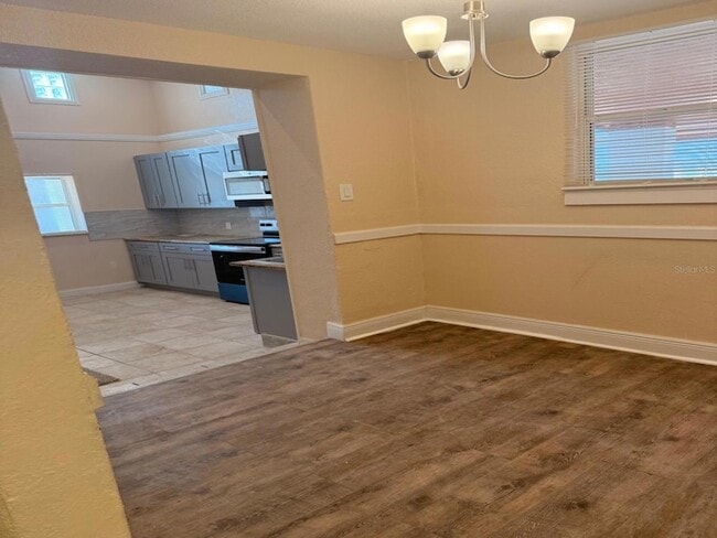 Building Photo - 1349 15th St S