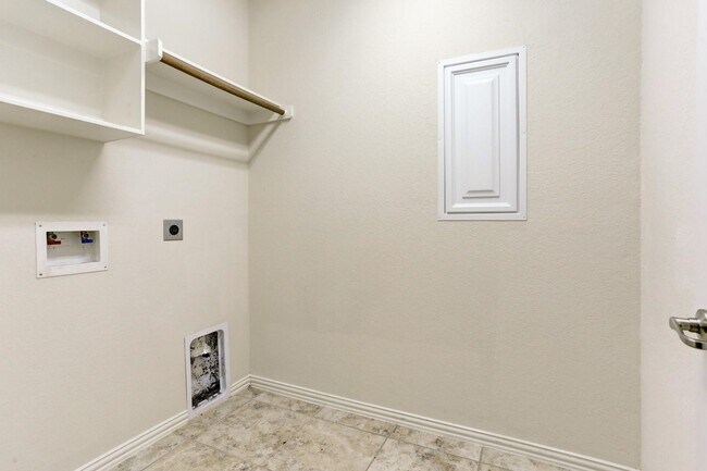 Building Photo - 19806 Amber Village Ln