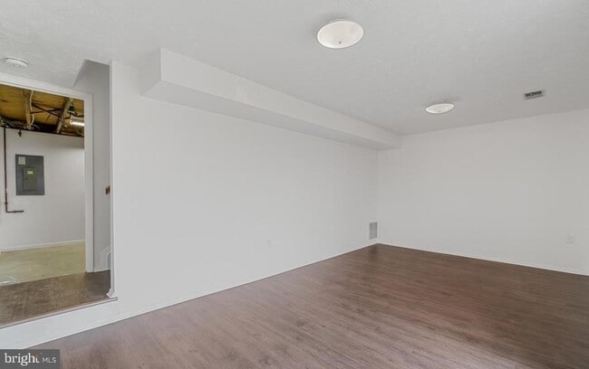 Building Photo - 21 Holland Hill Ct