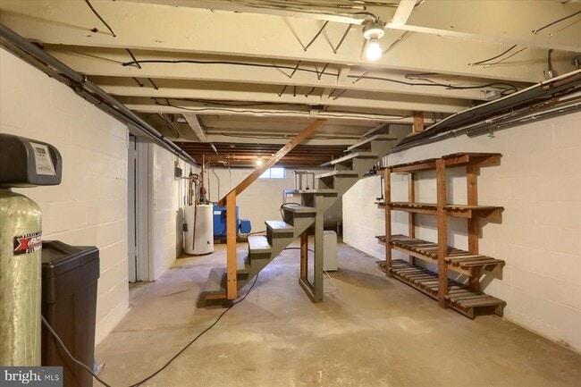 Building Photo - 2052 Foxianna Rd