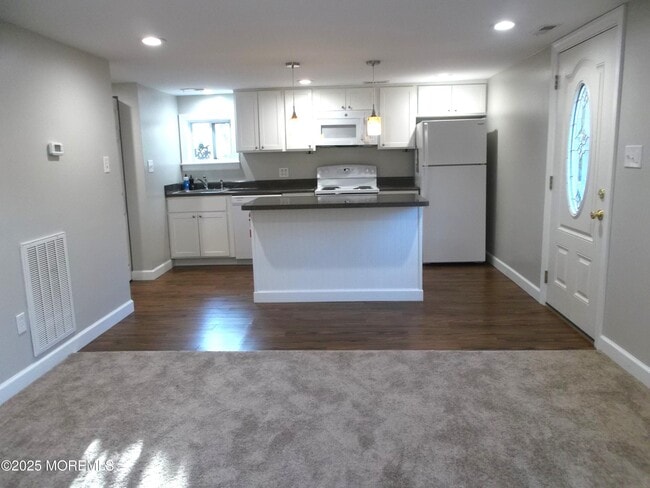 Building Photo - 278 Ridge Rd