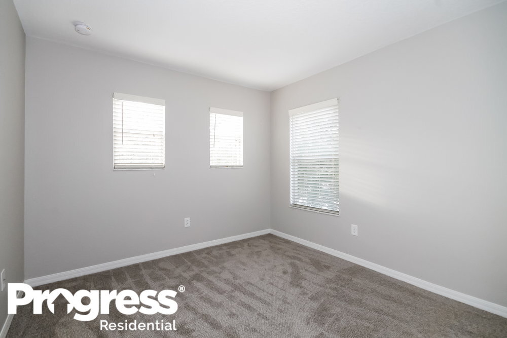 Building Photo - 9540 Simeon Dr