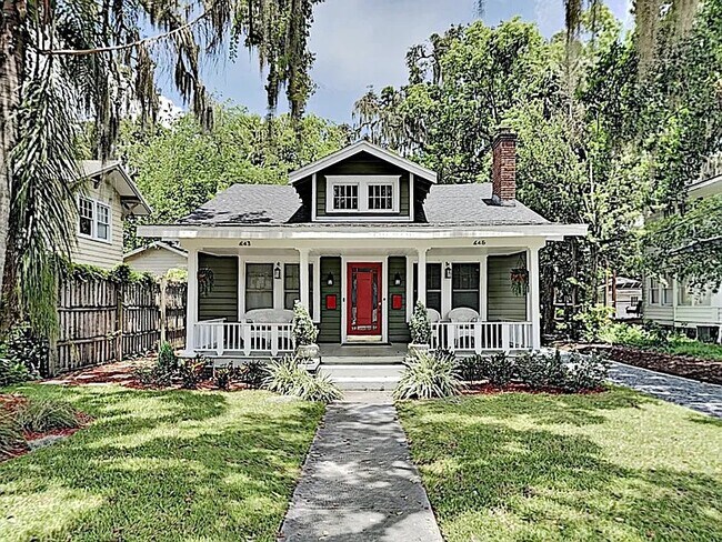 Building Photo - 643 Woodward St