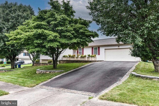 Building Photo - 1413 Valebrook Ln