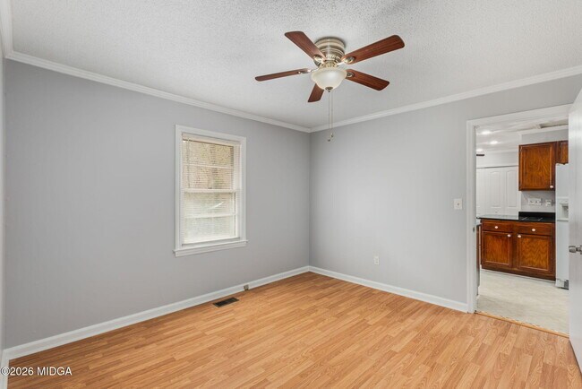 Building Photo - 1496 Wesleyan Dr