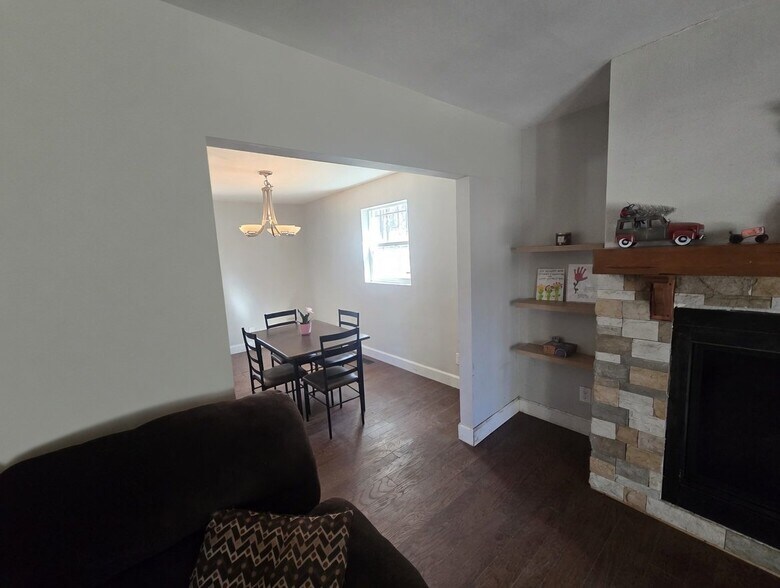 Building Photo - 13545 Homestead Rd