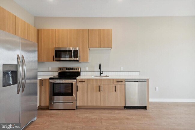 Building Photo - 308 W Chelten Ave