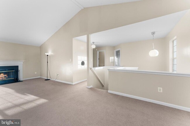 Building Photo - 731 Cedar Crest Dr