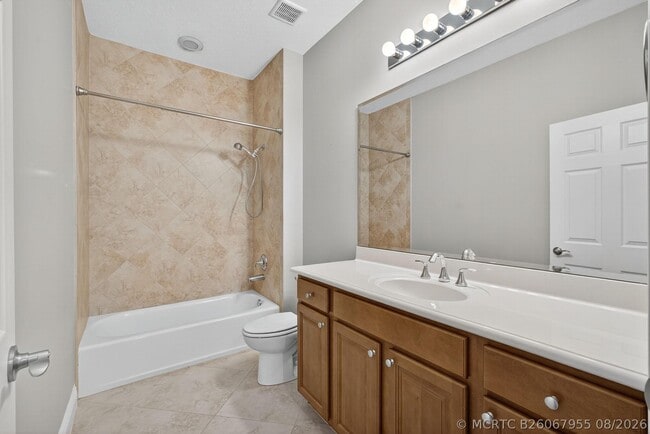 Building Photo - 4803 Cadiz Cir