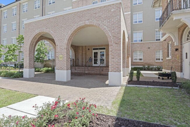Building Photo - 3523 N Rampart St