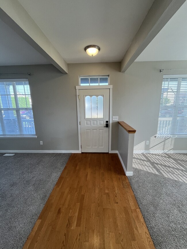 Building Photo - 1341 Colony Ct