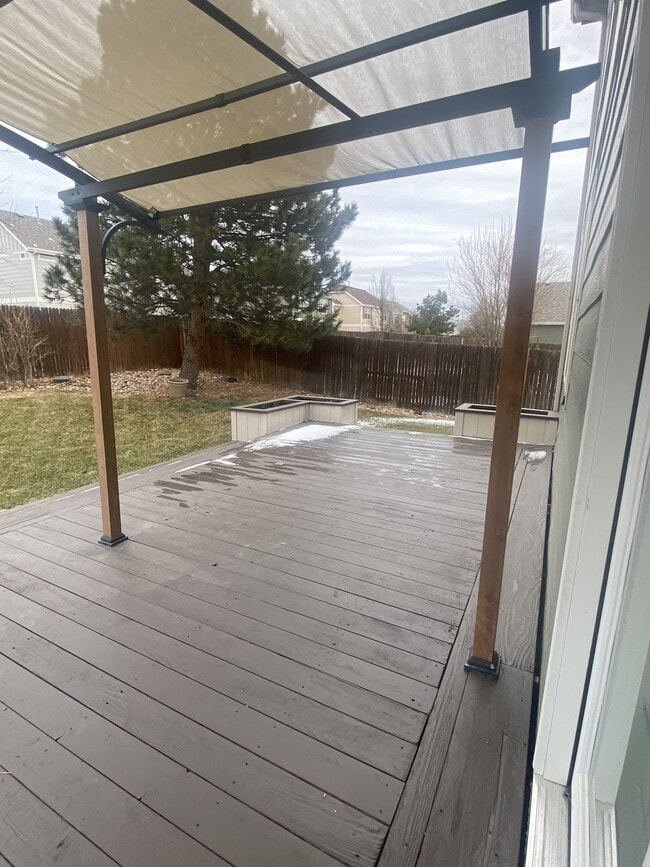 Building Photo - 1341 N Stratton Ave