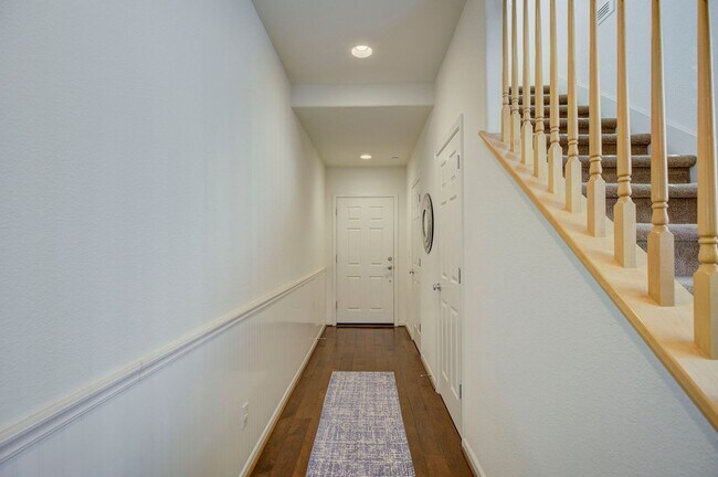 Building Photo - Experience the Best of Lincoln Crossing Living!