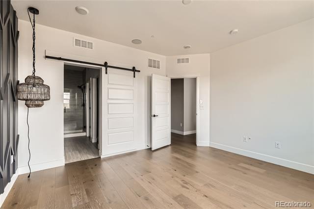 Building Photo - 1565 W 67th Ave