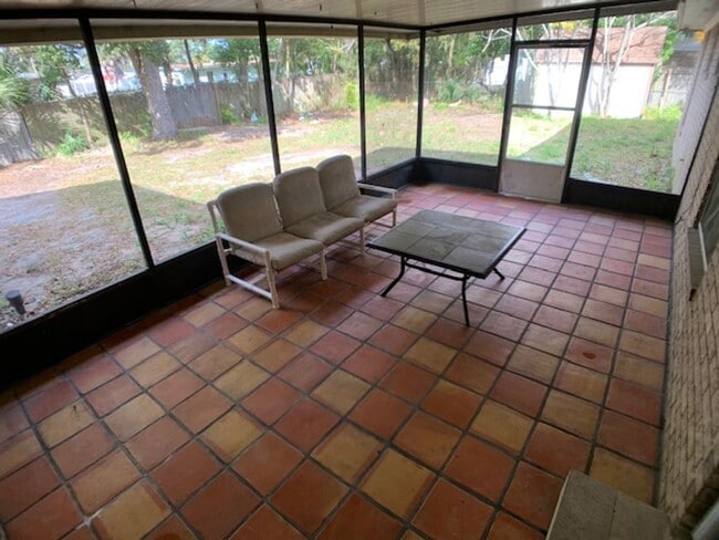 Building Photo - Charming 4-bedroom, 2-bath home in Colonial Park