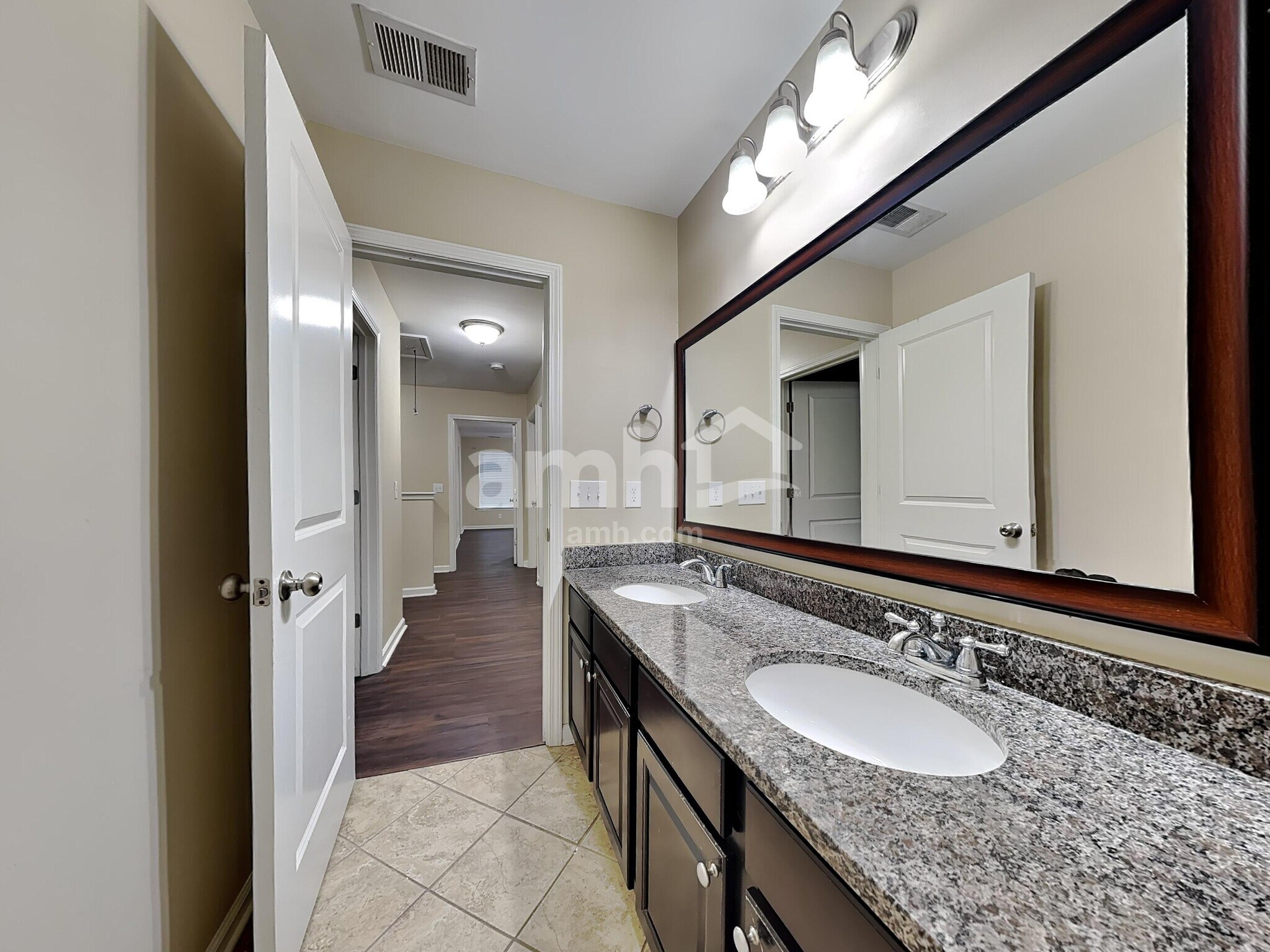 Building Photo - 30 Winslow Cir