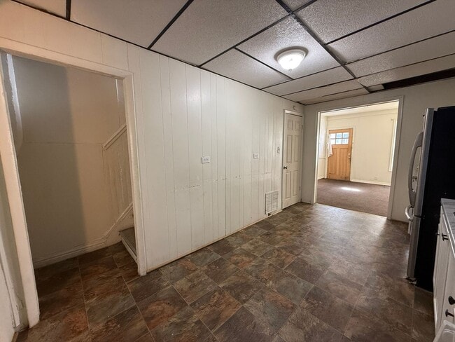 Building Photo - 525 1/2 Elliger Street