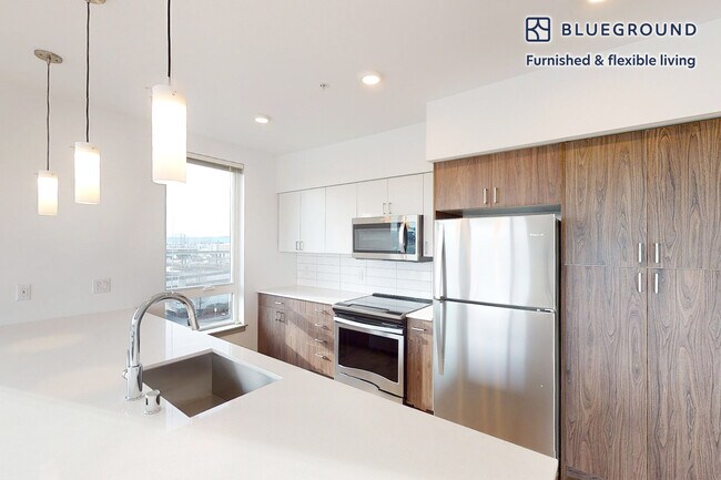 Building Photo - 109 S Division St