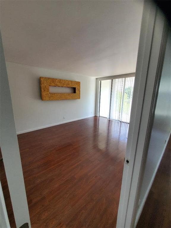 Building Photo - 3000 S Course Dr