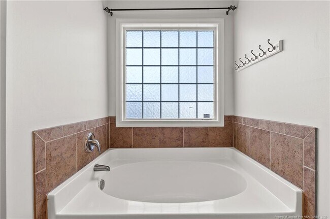 Building Photo - 149 Brightwood Dr
