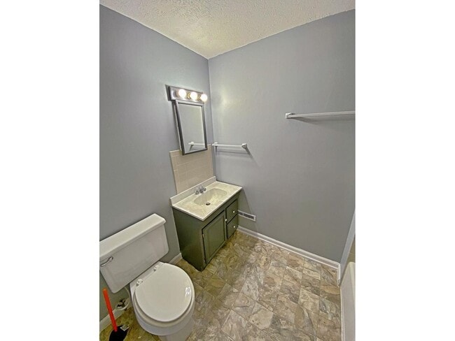 Building Photo - 4707 N 40th Ave