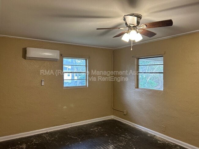 Building Photo - 220 E Central Ave