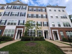 Building Photo - 17026 Beveridge Dr