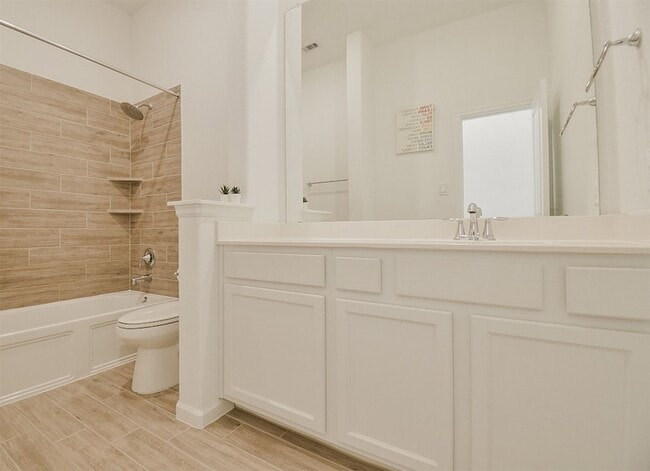 Building Photo - 9407 Camden Clf Ct