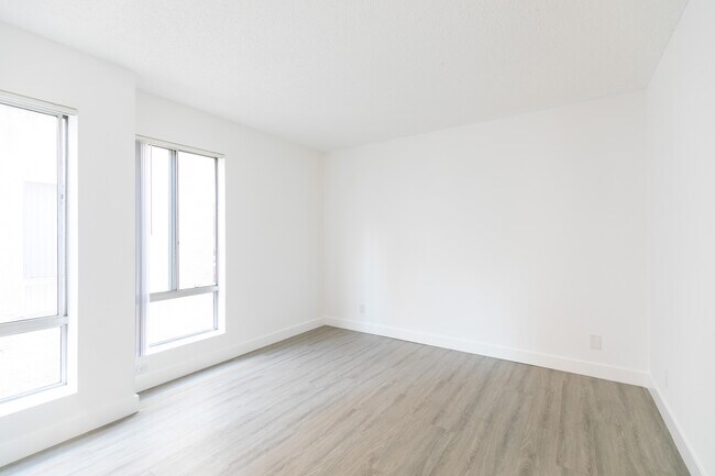 Building Photo - 3710 Midvale Ave