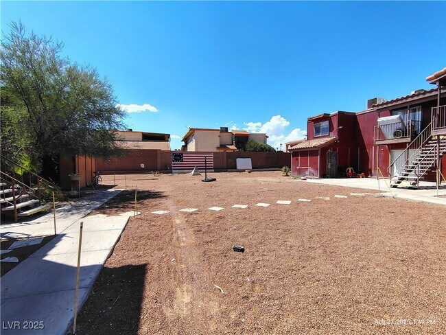 Building Photo - 3663 Kolendo Ct